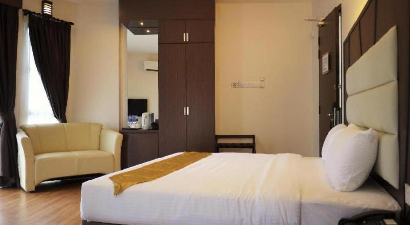 Hotel Grand Baron Taiping Esterno foto