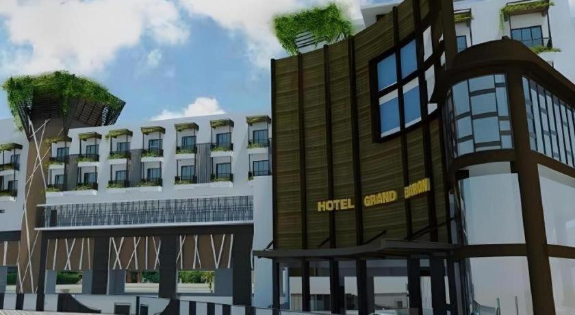 Hotel Grand Baron Taiping Esterno foto