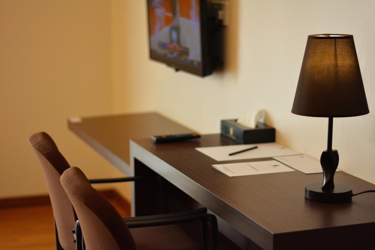 Hotel Grand Baron Taiping Esterno foto